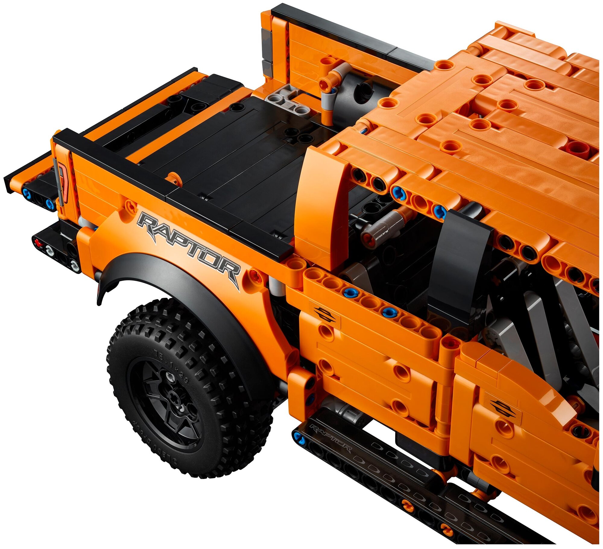 Конструктор Lego Technic Ford F-150 Raptor - фото №7