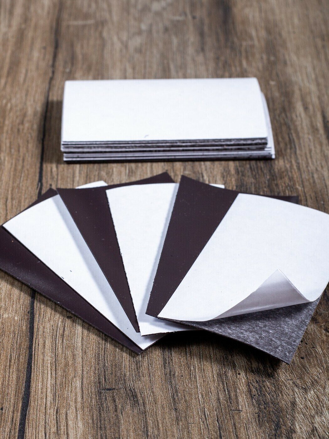 фото Магнитная виниловая наклейка, 20шт, PaperFox, заготовки клеевые магнитные для поделок и рукоделия, магнитный планинг на холодильник. 90x50мм.