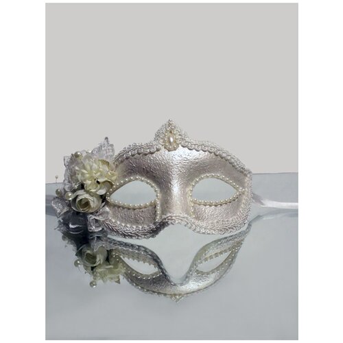 Карнавальная маска перламутровая с цветком карнавальная маска золотая с сеточкой женская