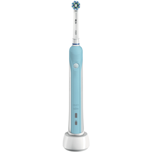 Электрическая зубная щетка Oral-B PRO 500 CrossAction D16.513.U, light blue