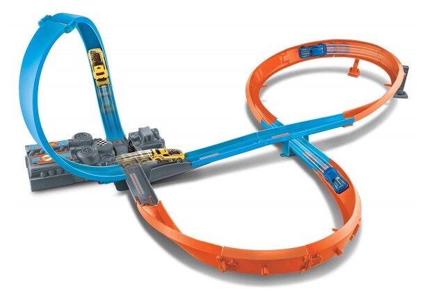 Трек Hot Wheels Figure 8 Raceway GGF92 — купить сегодня c доставкой и гаран...