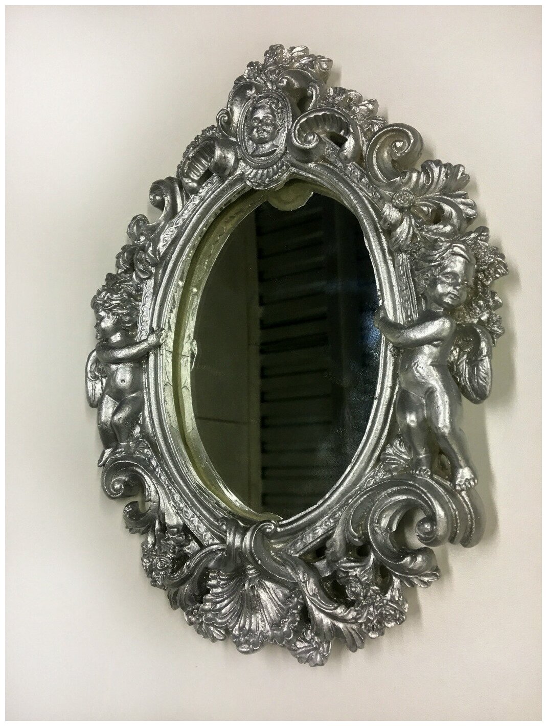 Зеркало интерьерное с серебряной рамкой Ангелы ZlatDecor,21 см х 29 см, 1 шт - фотография № 1