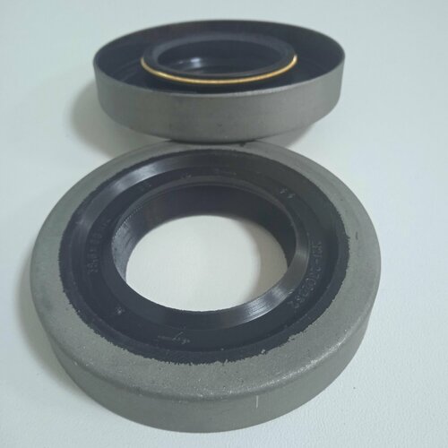 Сальник редуктора переднего моста арт 2121-2302052 358х68х12 для ам ВАЗ 2121 NIVA в комплекте 2шт 430₽