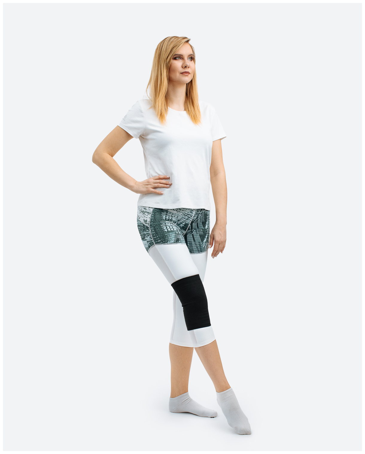 Повязка (бандаж) медицинская эластичная компрессионная на колено (наколенник) COTTON, черный, альмед, размер- М