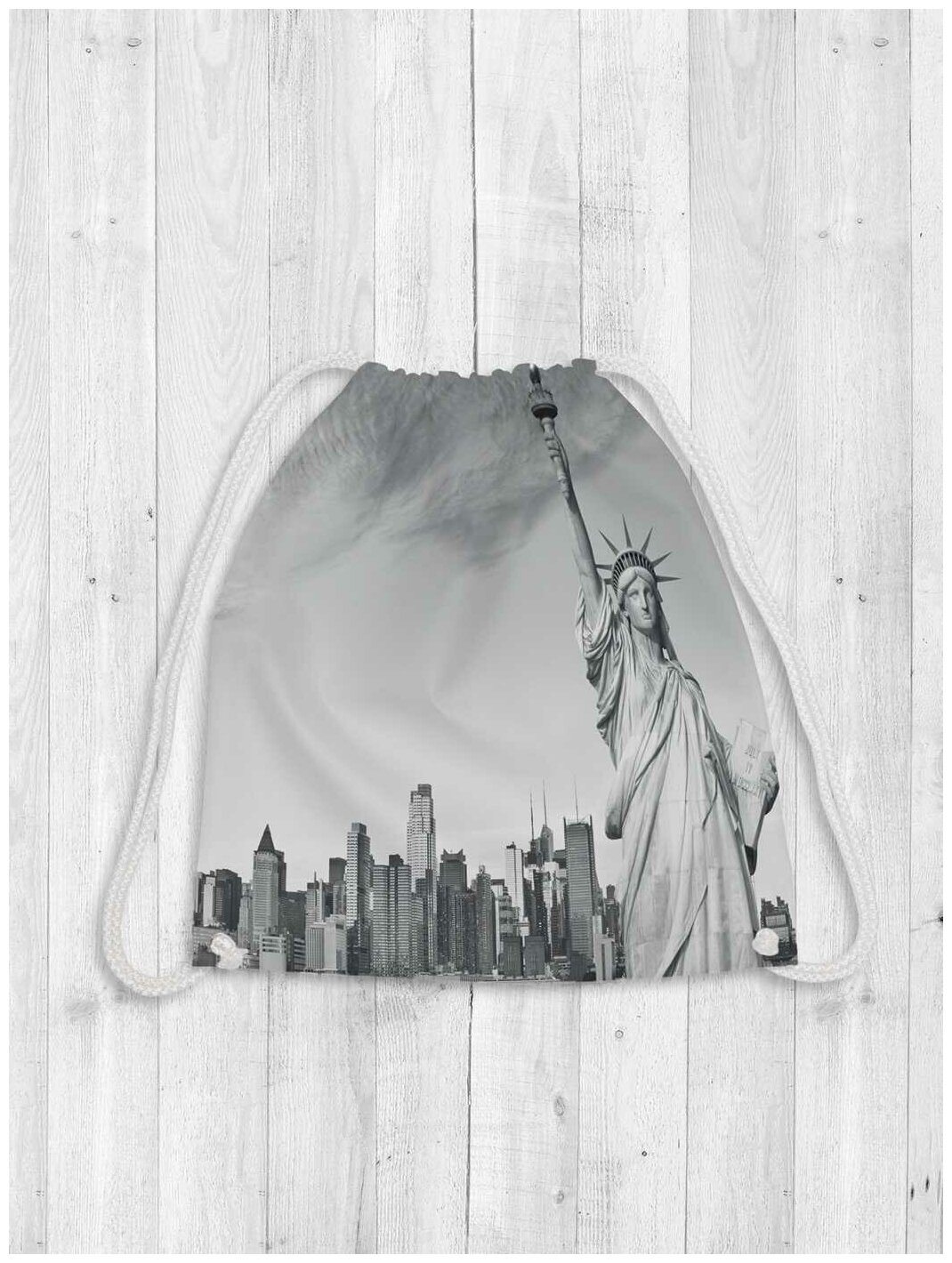 Сумка рюкзак-мешок JoyArty "Статуя Свободы у города" для обуви и вещей, 38x40 см