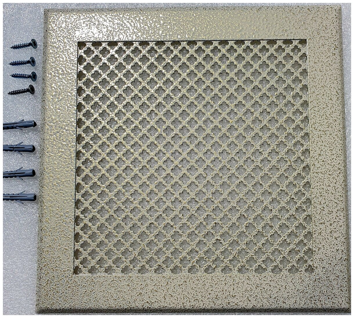 Вентиляционная решетка металлическая на магнитах 200х200мм, тип перфорации мелкий цветок, антик белый - фотография № 1