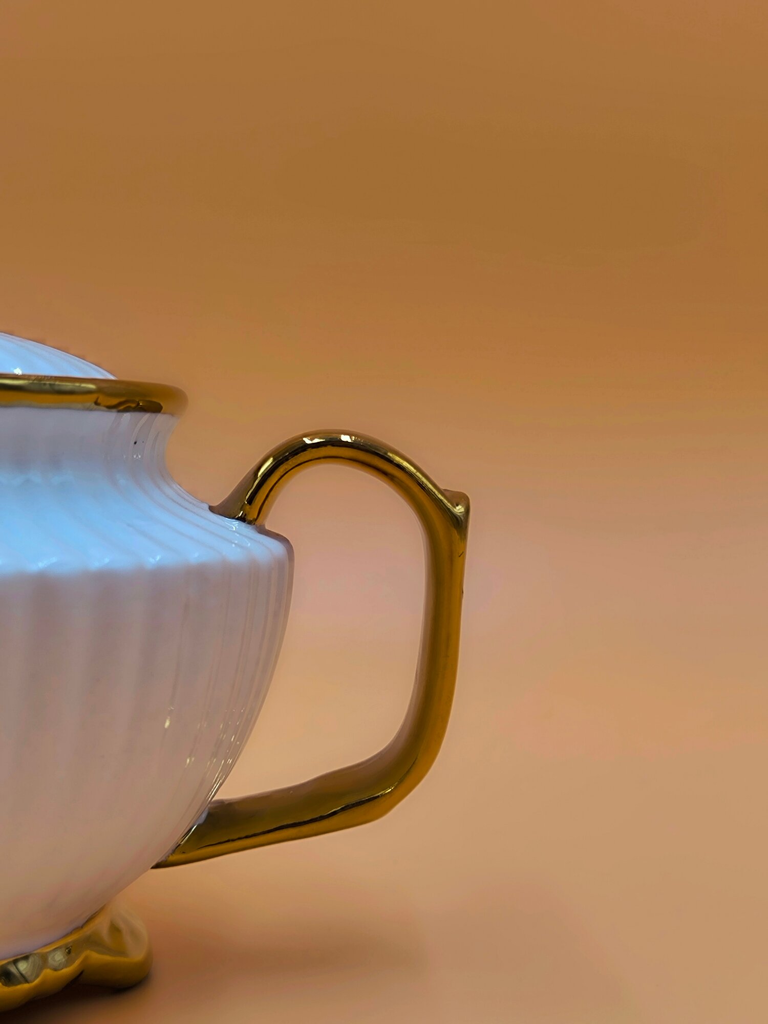 Серия Керамических Чайников "Tea Pot 1 Xashamat" Золотыми линями — фото 1
