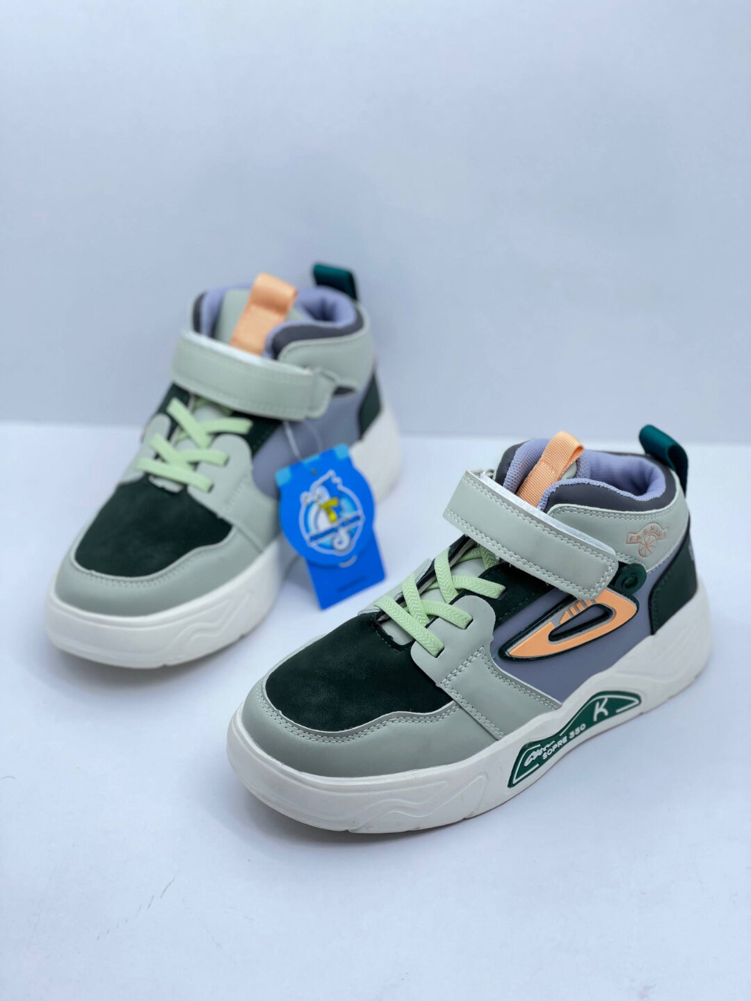 Кроссовки Кроссовки