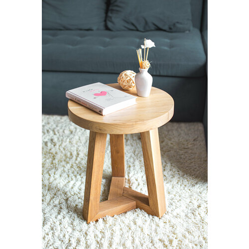 Табурет дубовый