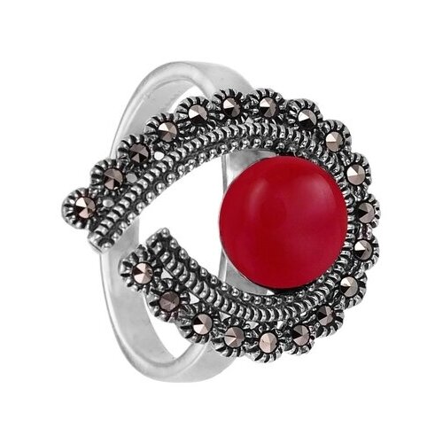 Серебряное кольцо 'Капель' с сердоликом и марказитами