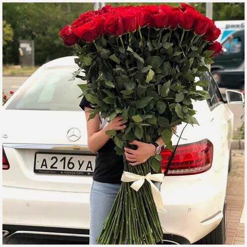 Изображение товара Букет Высокие Розы, 101 шт / Гигантские (Длинные) Розы / Доставка Цветов / 101 роза, 130 см