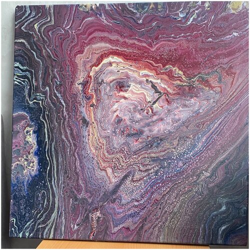 Картина интерьерная 60 на 60 см. Акрил. Выполнена в технике флюид-арт (жидкий акрил)