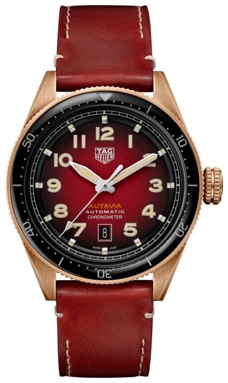 Наручные часы TAG Heuer, красный