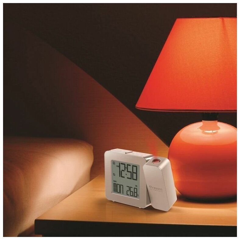 Проекционные часы OREGON SCIENTIFIC RM338PX, белый - фотография № 6