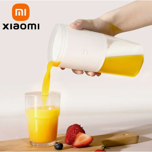 Портативная соковыжималка блендер Xiaomi Mijia Portable Juicer Cup 300 ml 230000₽