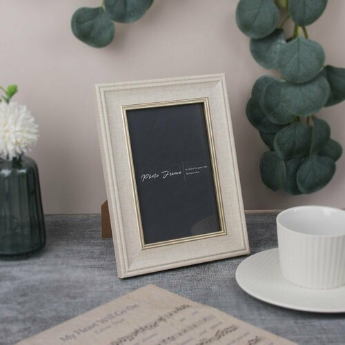 Фоторамка кремовая 10х15 см полистирол 538₽