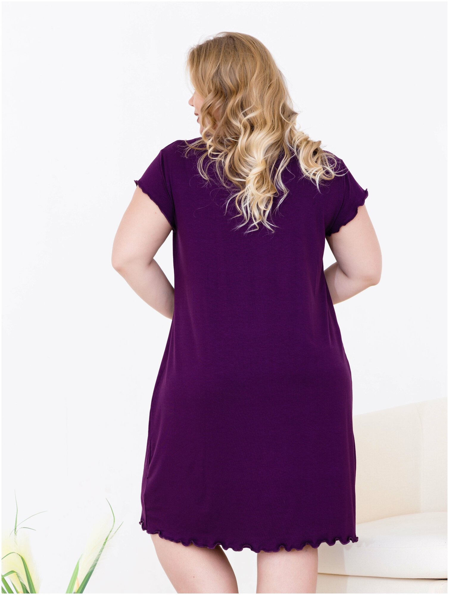 Сорочка женская из вискозы с кружевом Rozara, цвет фиолетовый, размер 56 - фотография № 3