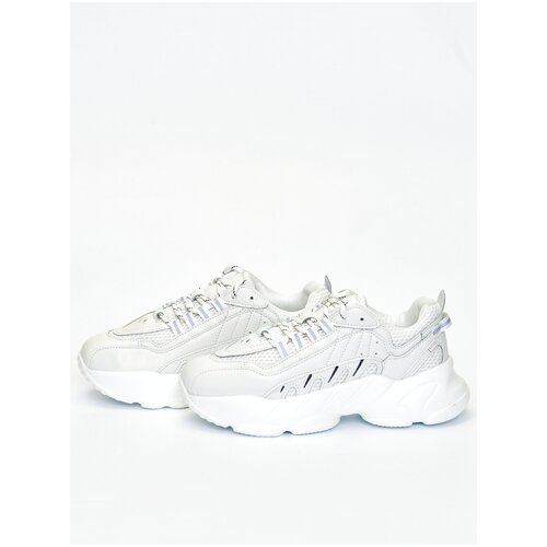 фото Кроссовки женские / corra