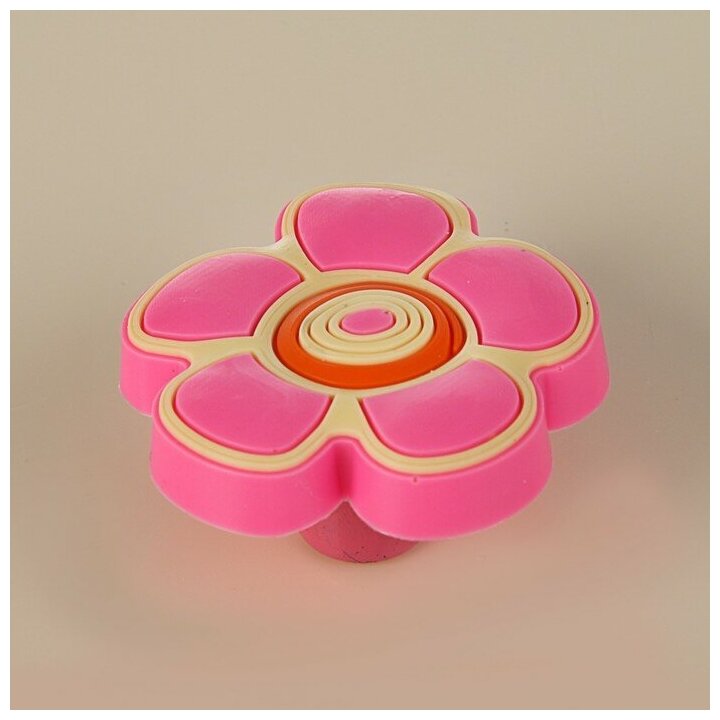 Ручка кнопка детская KID 024, "Цветочек 2", резиновая, розовая 2602962 - фотография № 3
