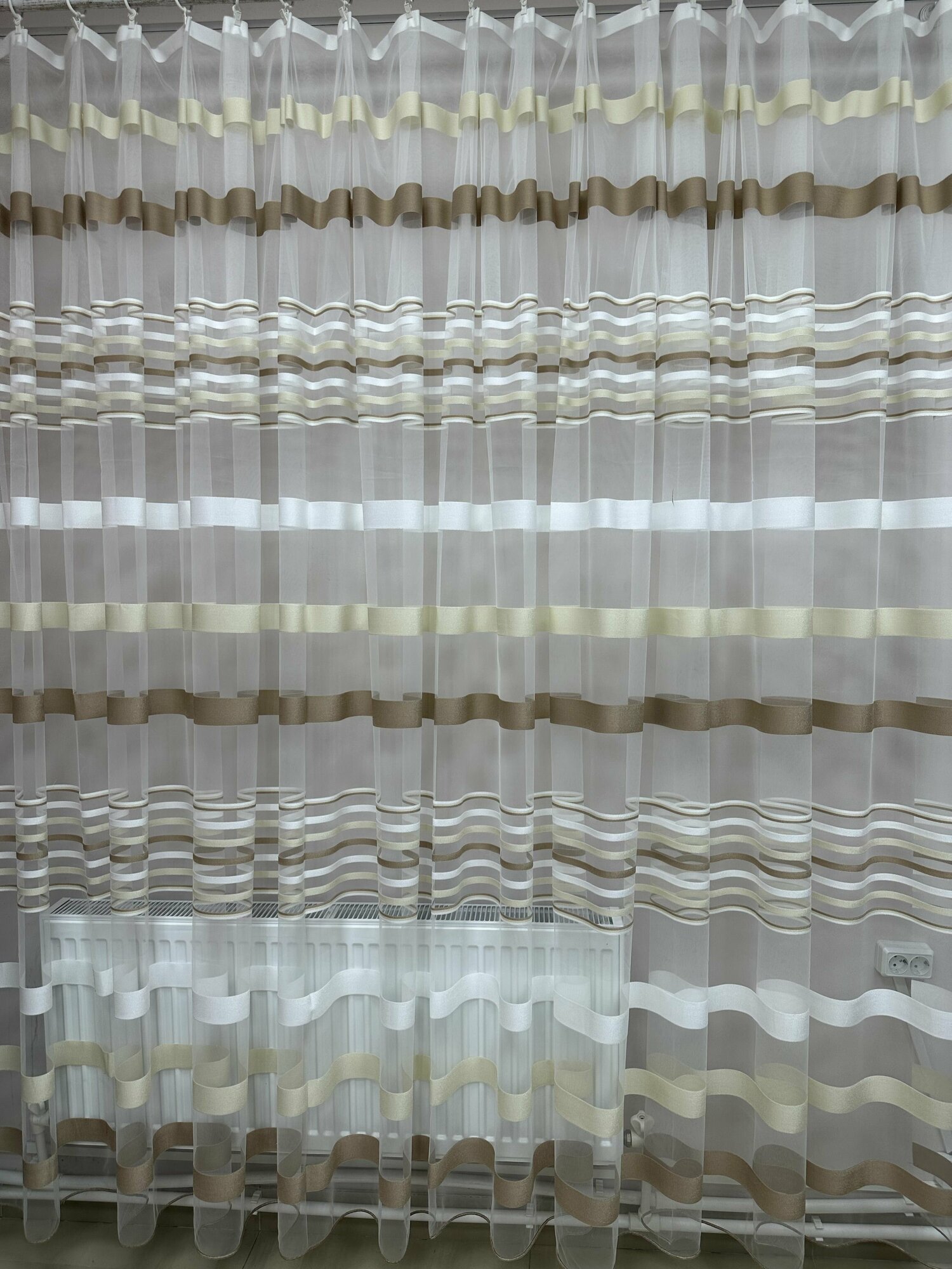 Тюль Сетка Полоски 00039 бежевые 500*280 — фото 1
