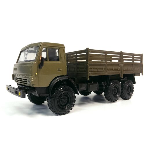 Модель автомобиля Камаз 4310