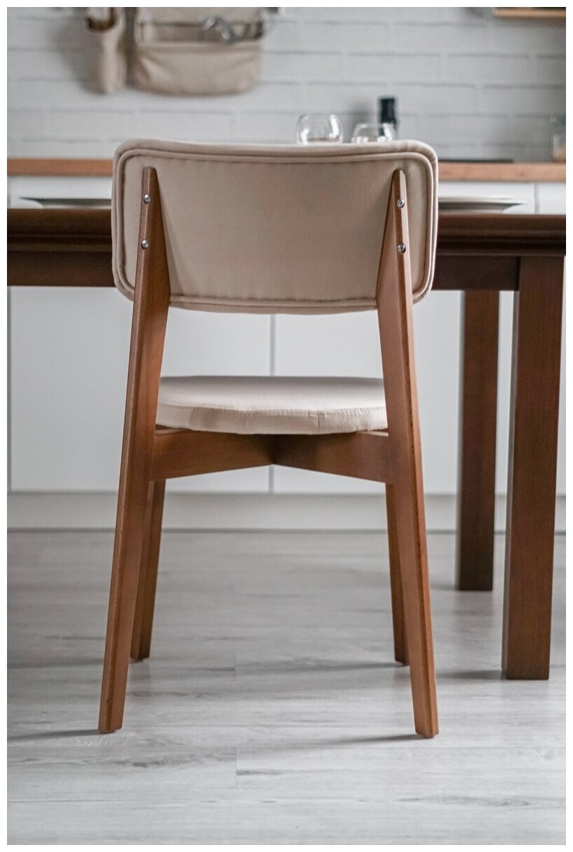 Деревянный стул для кухни СhiedoCover Truro обивка - светло-бежевый велюр, каркас - орех - фотография № 6