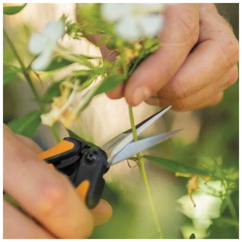 Ножницы газонные Fiskars Solid SP13 1051600