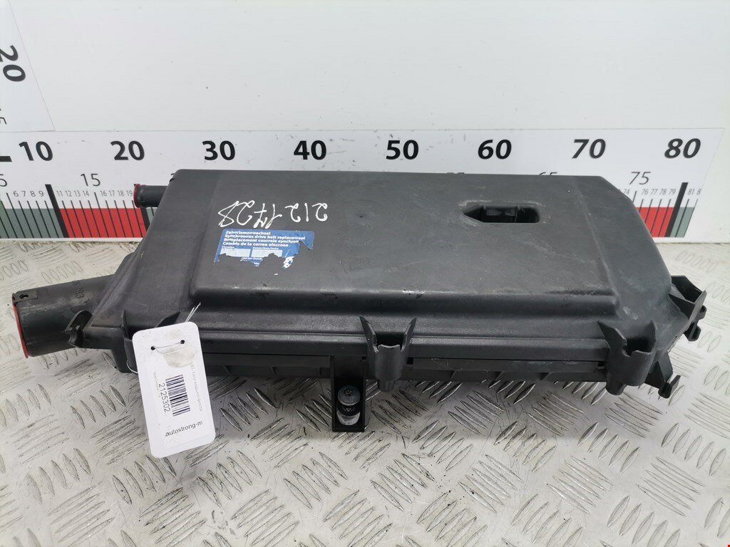 Корпус воздушного фильтра Seat Cordoba 1 036129611AM арт. 2125302
