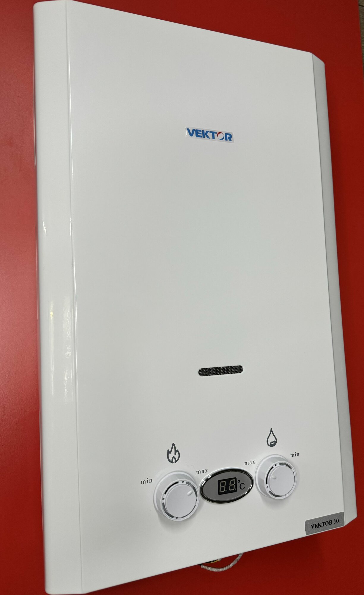 фото Водонагреватель газовый проточный VEKTOR 10 Class (газовая колонка) настенный