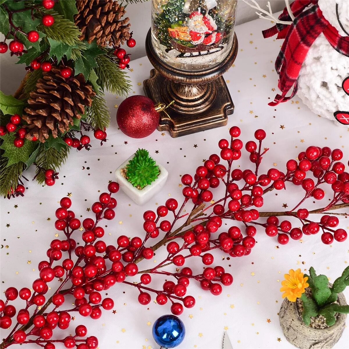 Рождественская гирлянда из красных ягод Y92A