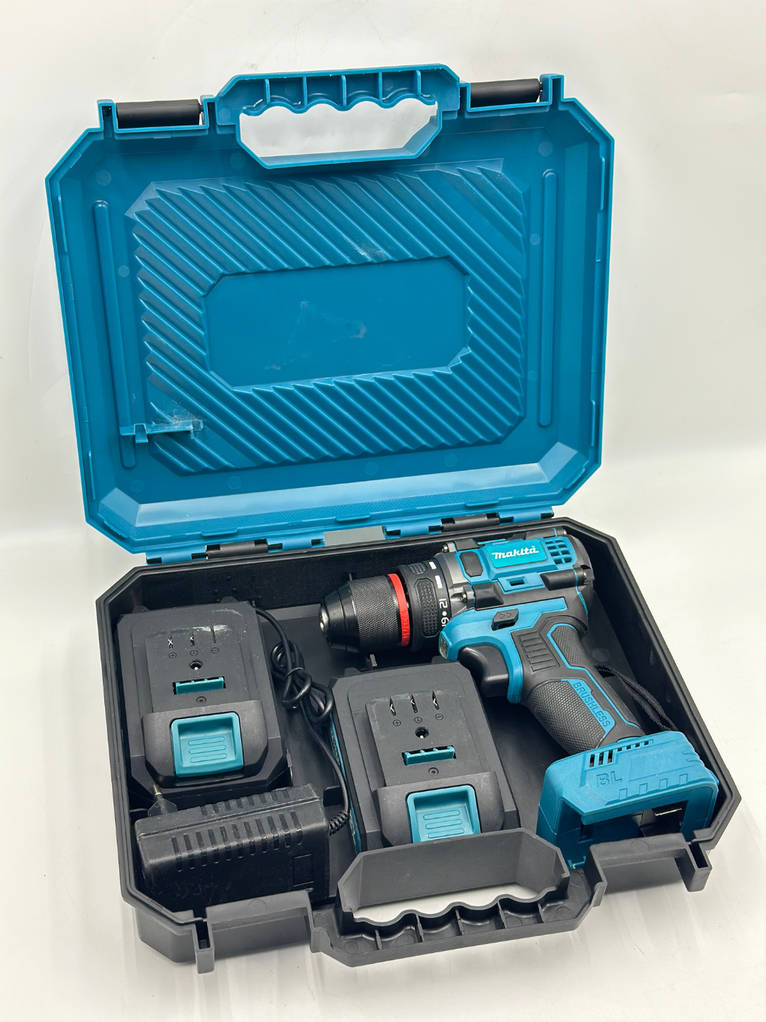 Аккумуляторная дрель Makita, бесщеточная 48В, 2 скорости — фото 1