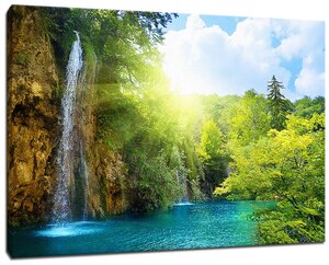 Картина Уютная стена "Водопад в глухом лесу Хорватии" 90х60 см