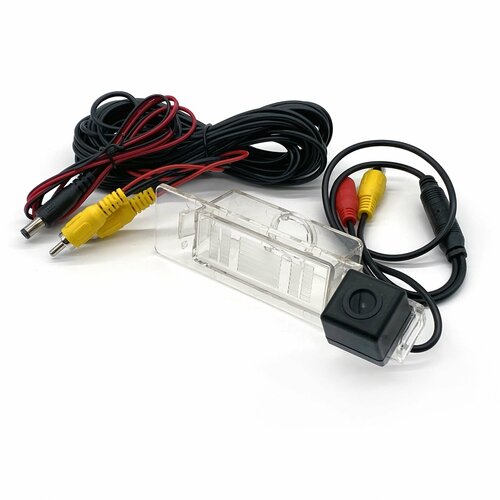 Камера заднего вида в плафоне Hyundai Tucson 3 2018 рестайлинг 177000₽