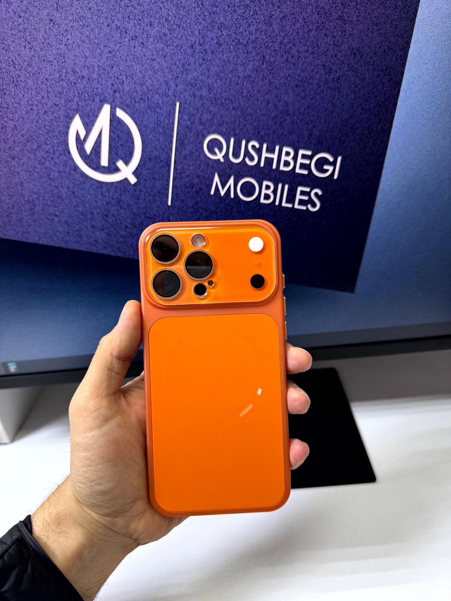 Чехол для iPhone 16 Pro Max, Качественный, стильный. Быстрая Доставка!