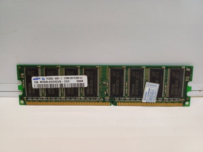 Оперативная память DDR1 512Mb PC3200 Samsung M368L6523CUS-CCC