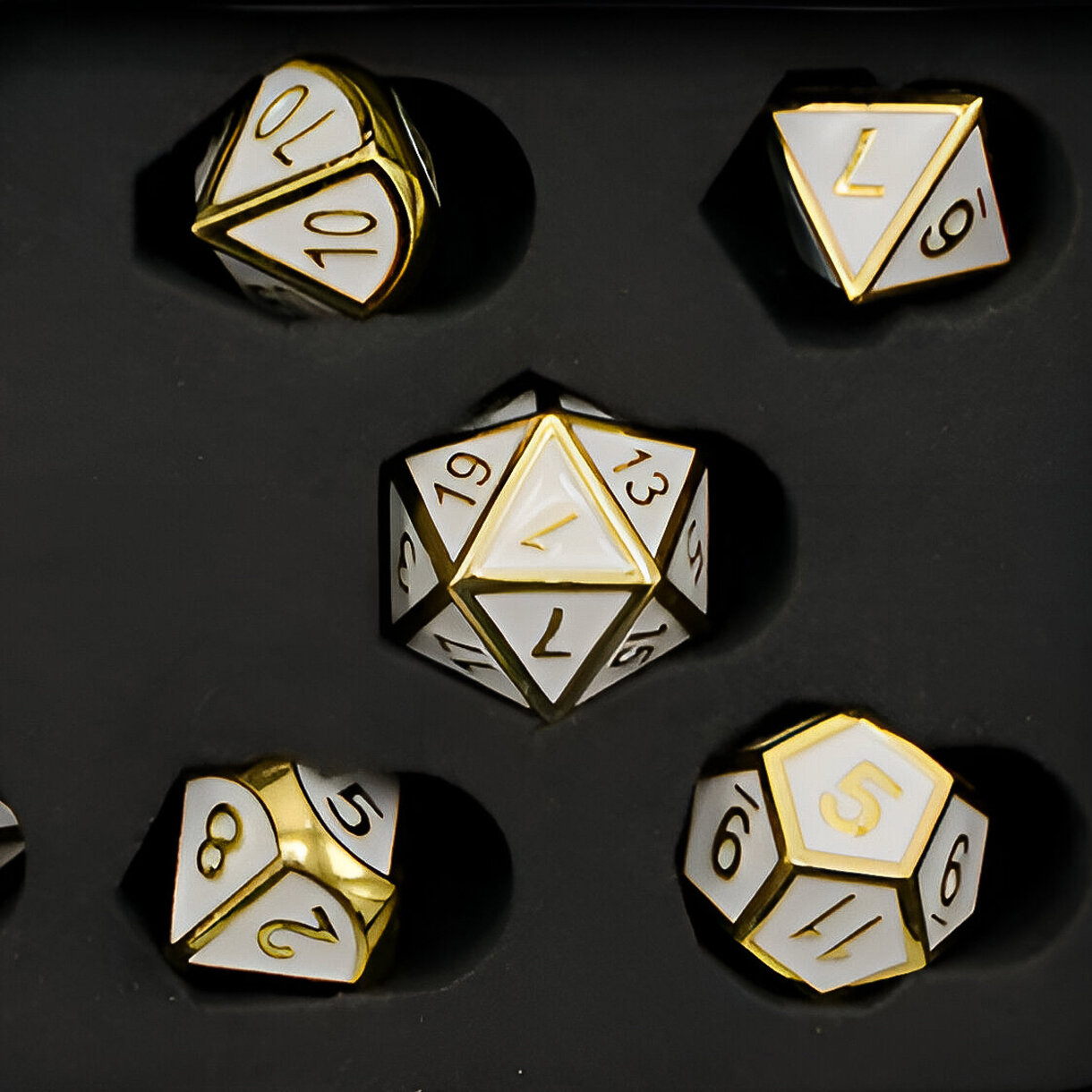 Набор металлических кубиков Stuff-pro игральных костей D4, D6, D8, D10-2, D12, D20 золотой с белым