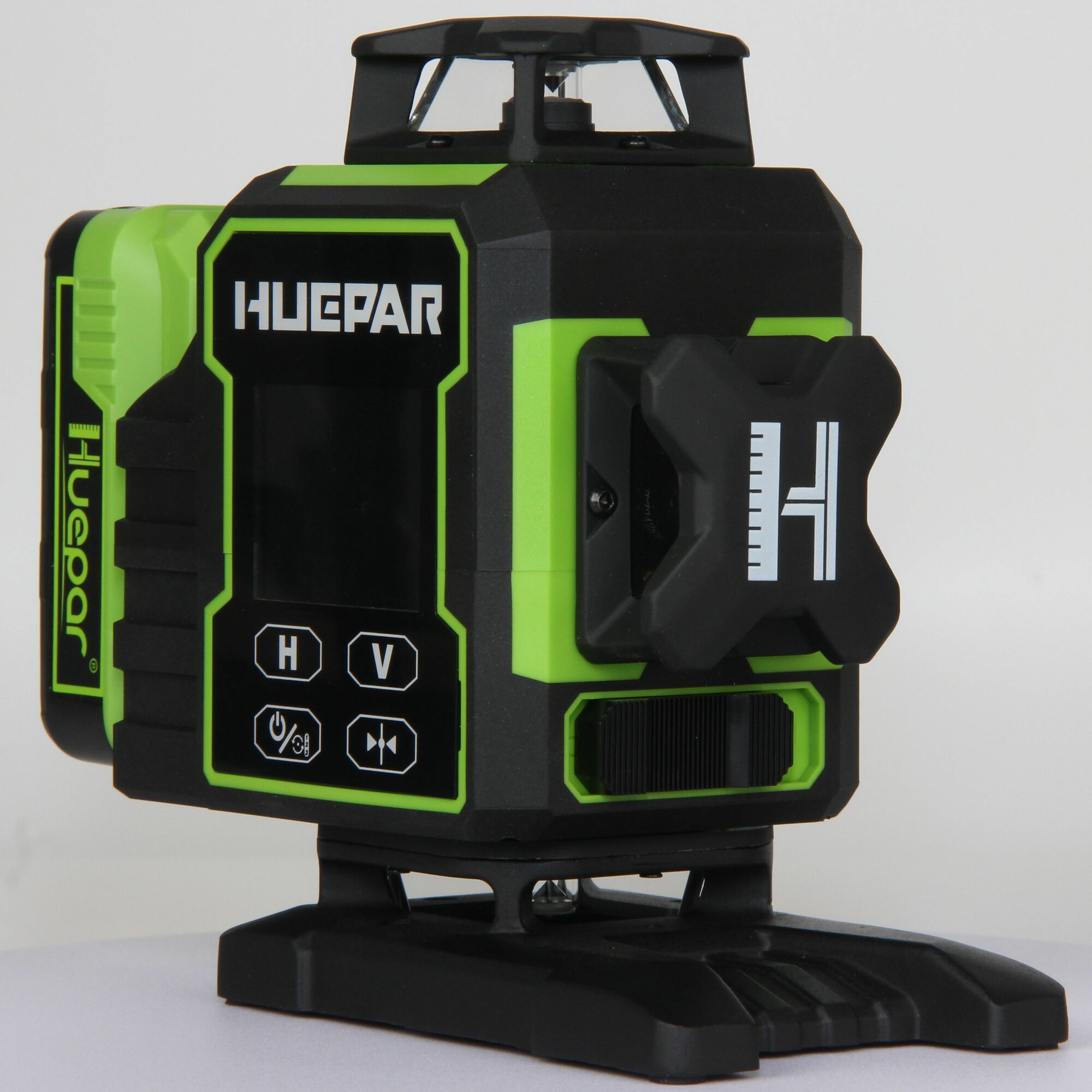 Huepar Engages Tradespeople at Super Trowel 2026