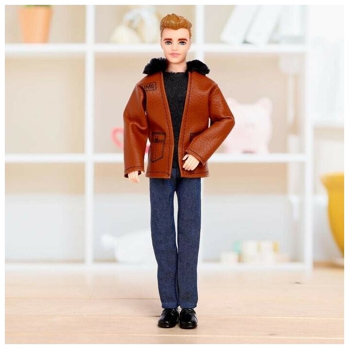 Кукла модель "Кен" в костюме