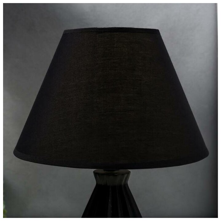 Лампа настольная 1860/1BK E14 40Вт черный 25х25х35 см - фотография № 4