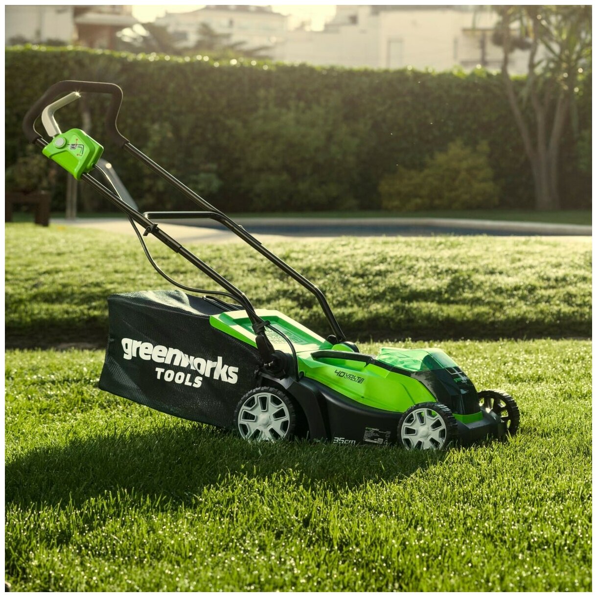 Газонокосилка аккумуляторная G-MAX 40V GREENWORKS G40LM35K2 - фотография № 20