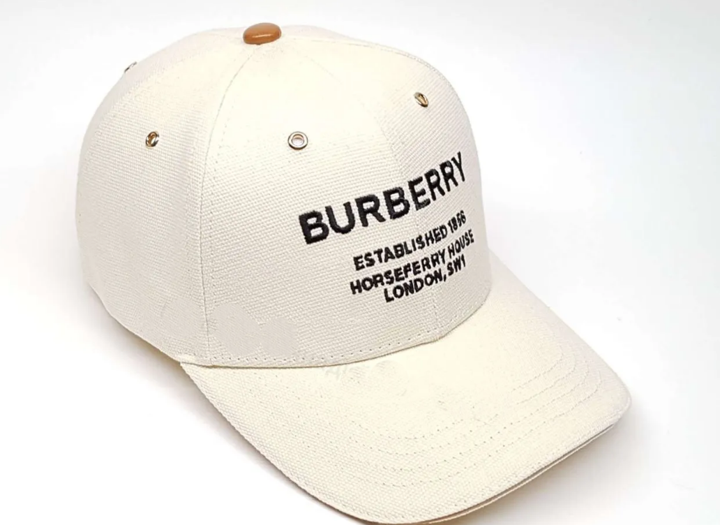 Бейсболка Burberry