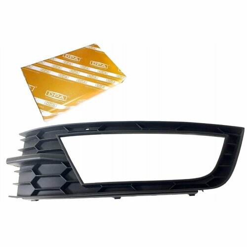 Рамка противотуманной фары левая Skoda Octavia A7 2013-20 DPA 800₽