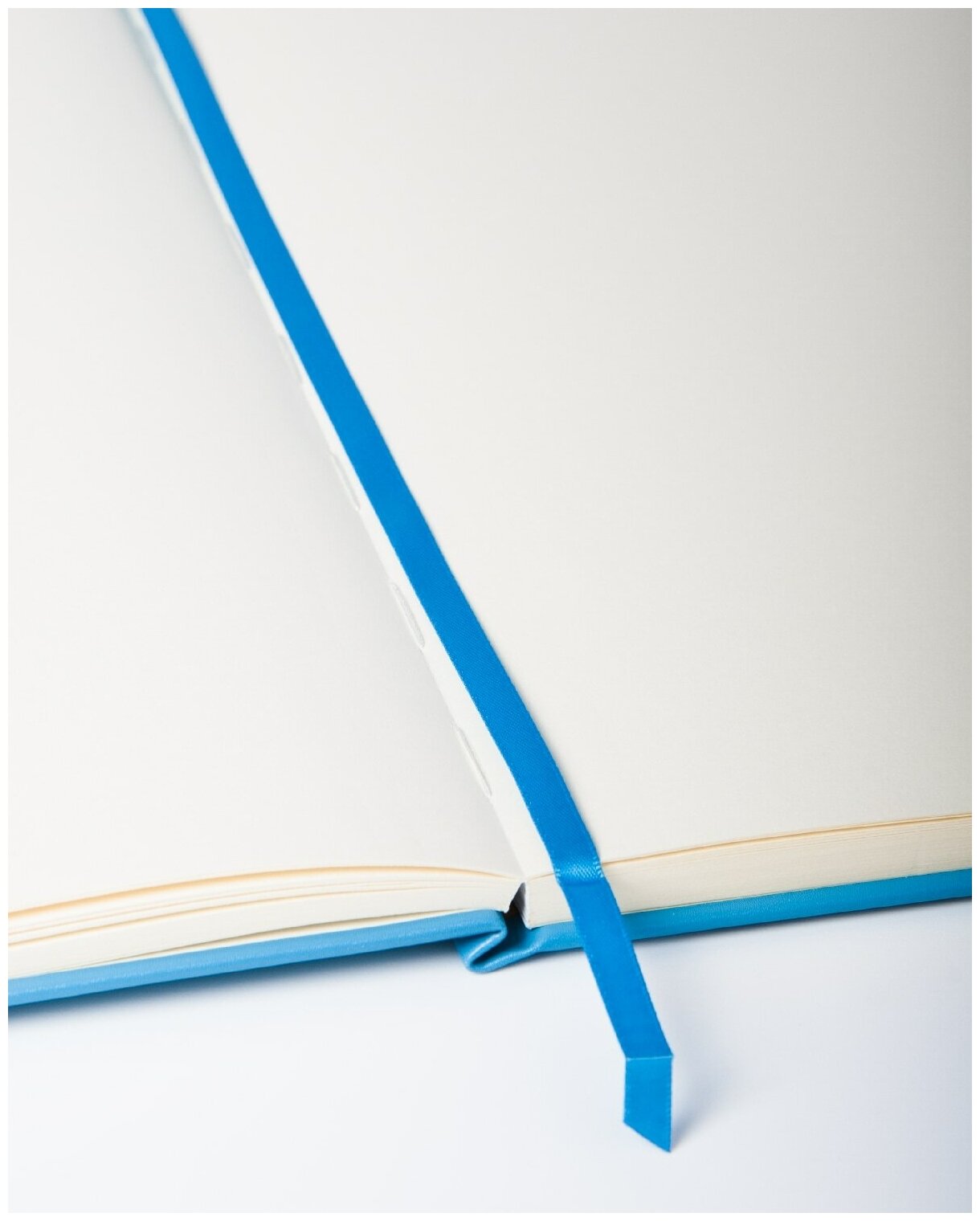 Блокнот для зарисовок Art Creation, 80 листов, 21х15 см., синий Royal Talens - фото №5