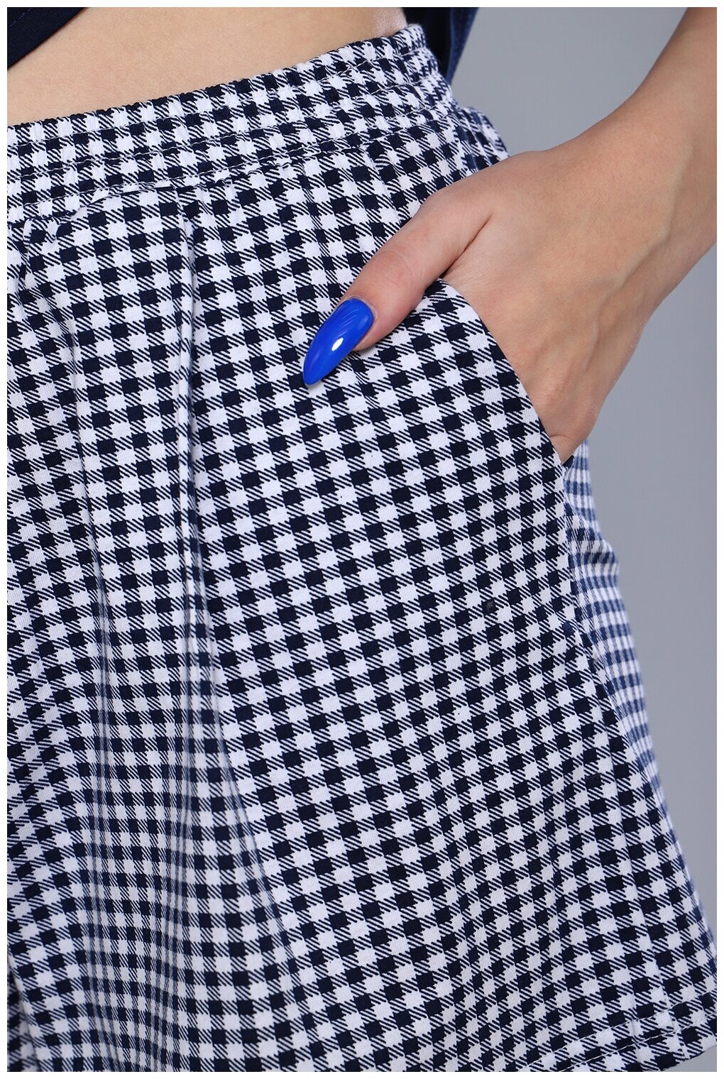 Женский домашний костюм/ пижама (футболка+ шорты) в клетку темно-синего цвета, размер 54 - фотография № 4