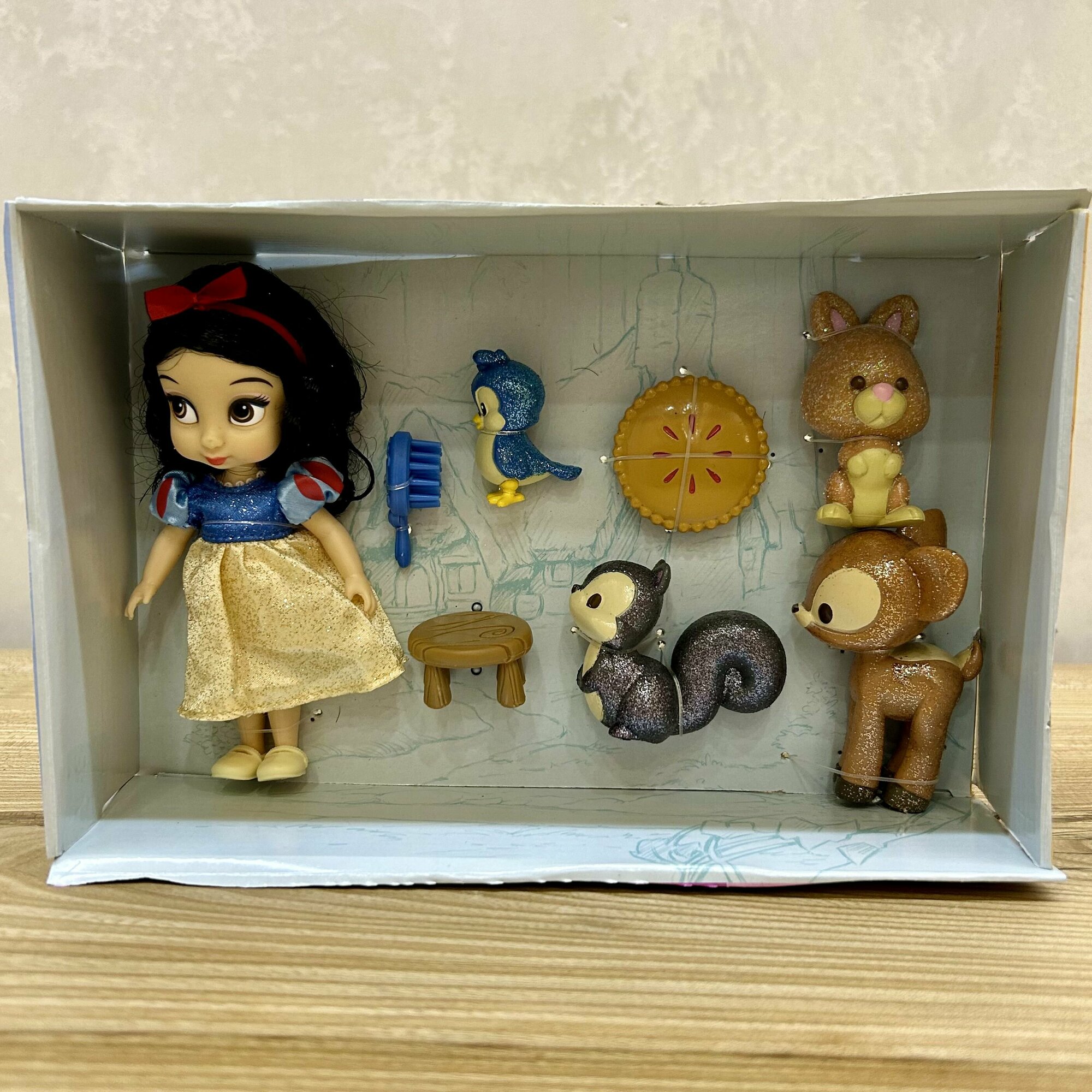 Кукла "Малышка Белоснежка с питомцами" из набора Animators' Disney 13 см