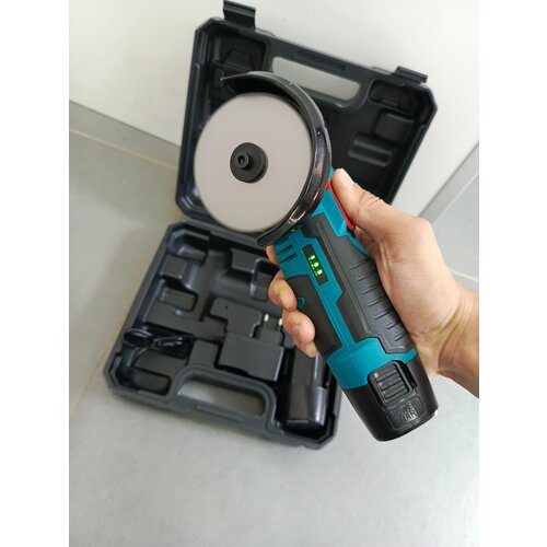 Аккумуляторная мини-ушм с двумя аккумуляторами в кейсе 75мм 259000₽