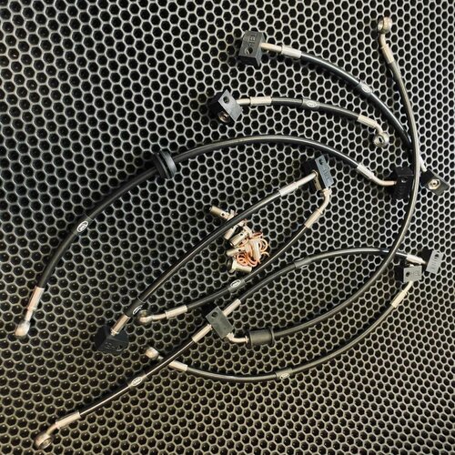 Honda CB1000R ABS 2009-2017 Комплект армированных тормозных шлангов 51144₽