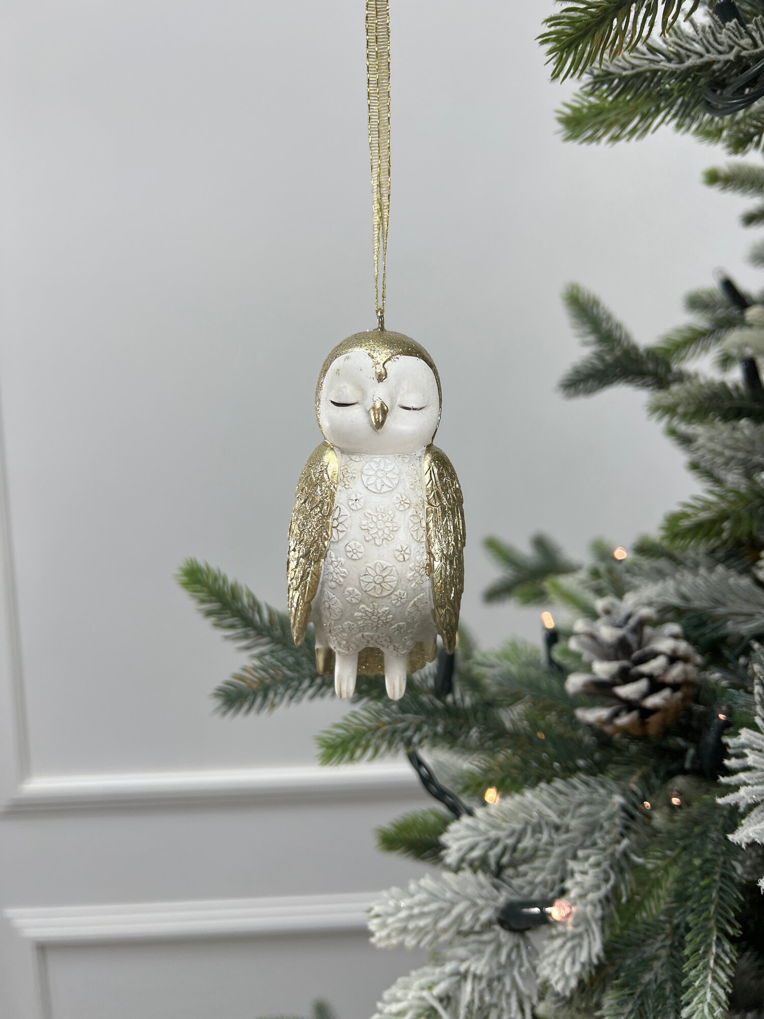 Елочная игрушка "Сова", полирезин, бежевая, высота 10,6 см, 1 шт — фото 1