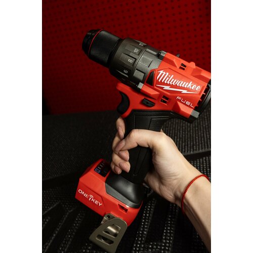 фото Аккумуляторная дрель-шуруповерт milwaukee m18 fuel onedd3-0x one-key