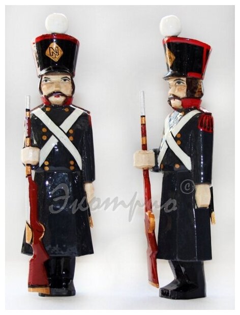Детские деревянные игрушки Солдат Наполеоновской армии